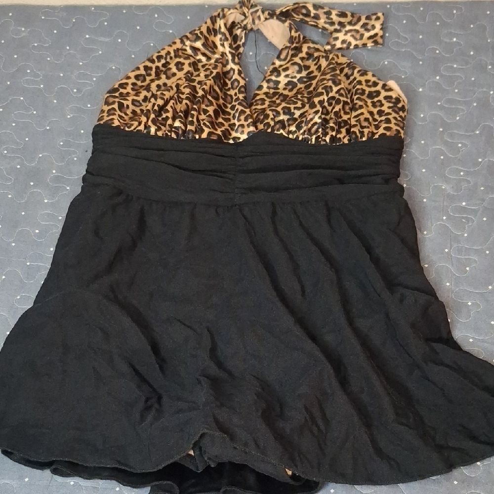 Carol Wior Leopard Print and Black one piece swim suite size 10